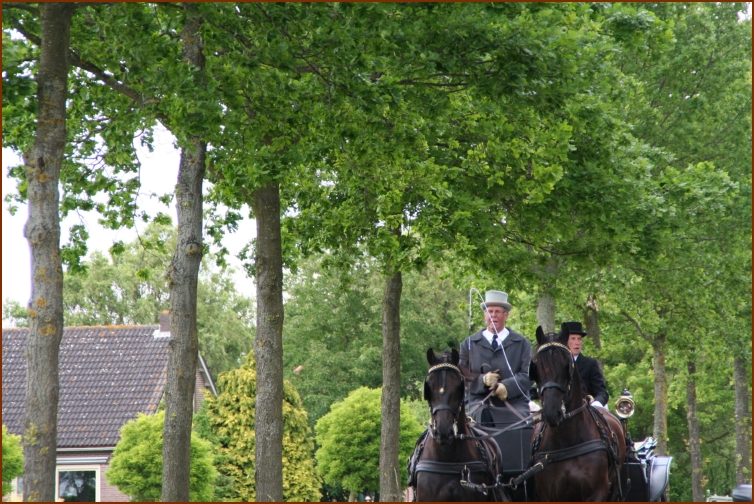 935 Willy & Gerard 130 Met de Koets